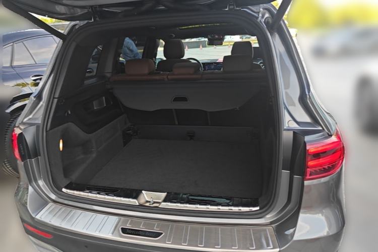 Used Mercedes-Benz GLB 2024 GLB 200 Dynamic Edition Trunk
