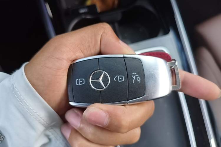 Used Mercedes-Benz GLB 2024 Refresh GLB 220 Fashion Edition Vehicle Key