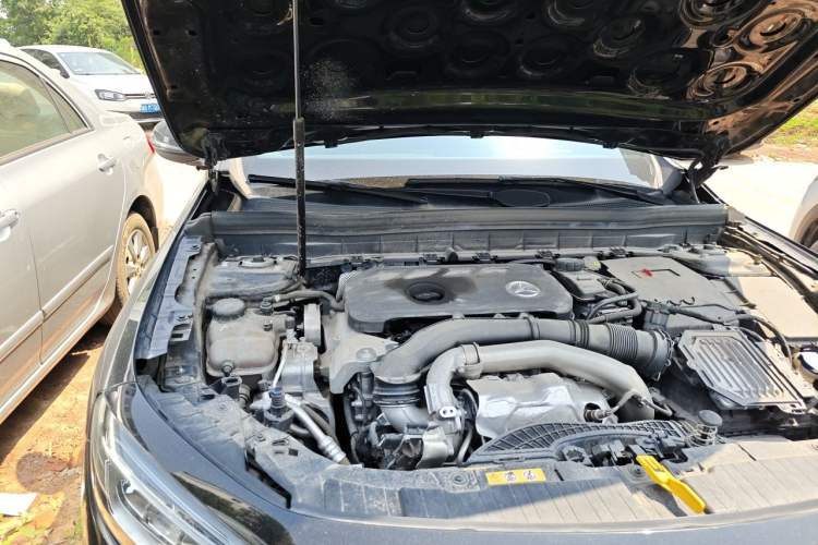 Used Mercedes-Benz GLB 2024 Refresh GLB 220 Dynamic Edition Engine Bay Right