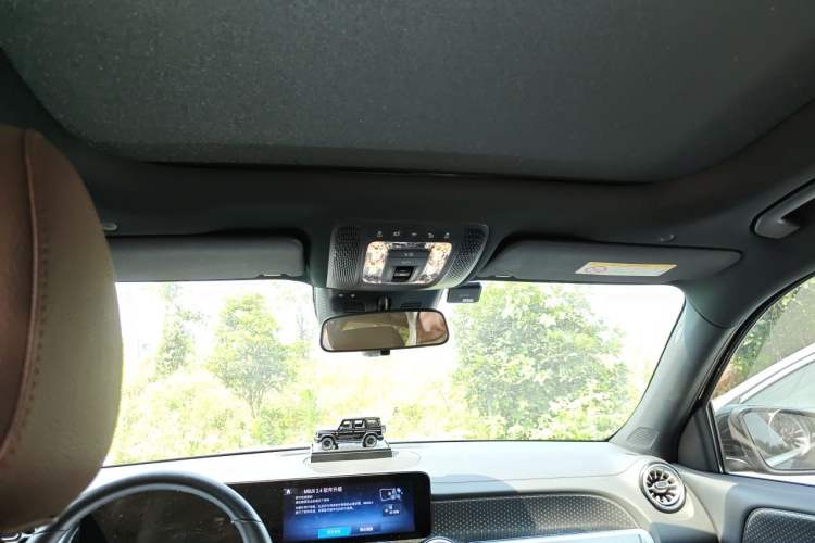 Used Mercedes-Benz GLB 2024 Refresh GLB 220 Dynamic Edition Headliner