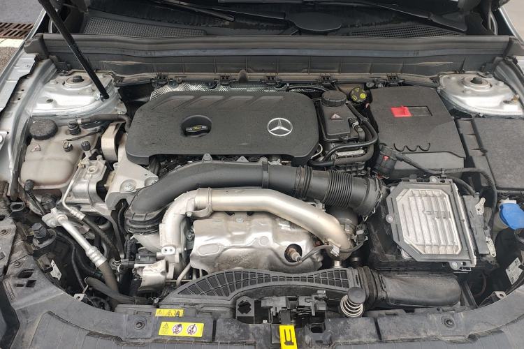 Used Mercedes-Benz GLB 2024 GLB 220 4MATIC Engine Bay