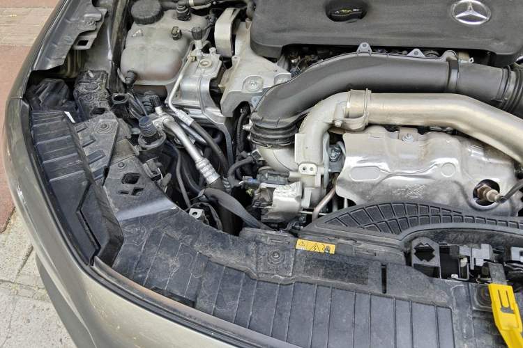 Used Mercedes-Benz GLB 2024 Refresh GLB 220 Fashion Edition Engine Bay Right