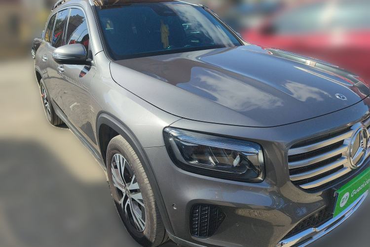 Used Mercedes-Benz GLB 2024 GLB 220 Dynamic Edition Front Right 45 Deg