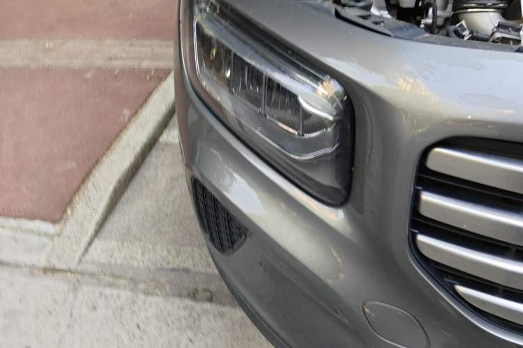 Used Mercedes-Benz GLB 2024 Refresh GLB 220 Fashion Edition Right Front Headlight