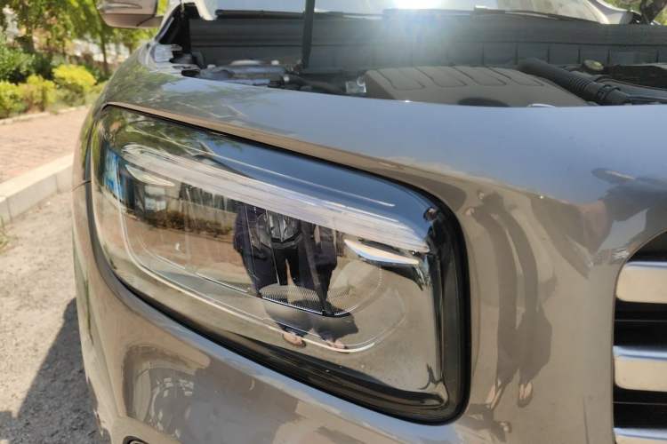 Used Mercedes-Benz GLB 2024-Year Restyled GLB 200 Dynamic Edition Right Front Headlight
