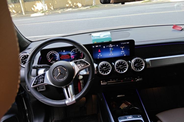 Used Mercedes-Benz GLB 2024 Refresh GLB 220 Fashion Edition Steering Wheel