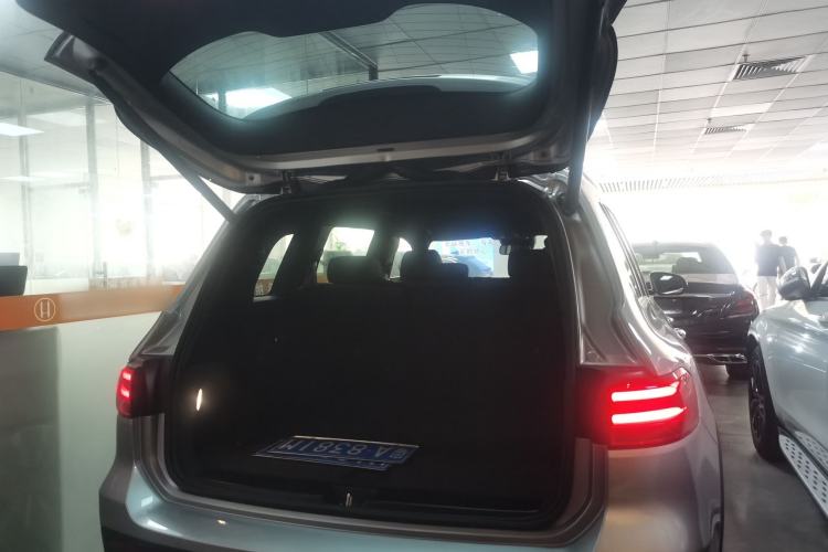Used Mercedes-Benz GLB 2024 Refresh GLB 220 Fashion Edition Trunk