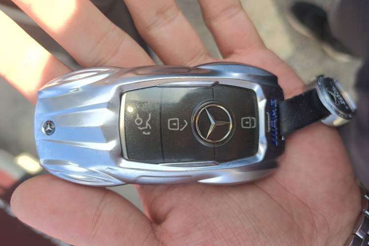 Used Mercedes-Benz GLB 2024 GLB 220 Dynamic Edition Vehicle Key