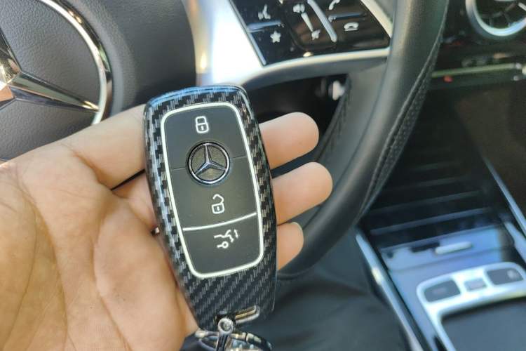 Used Mercedes-Benz GLB 2024-Year Restyled GLB 200 Dynamic Edition Vehicle Key