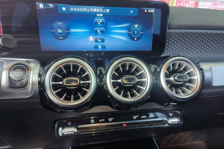 Used Mercedes-Benz GLB 2024 Refresh GLB 220 Dynamic Edition Audio And AC Panel