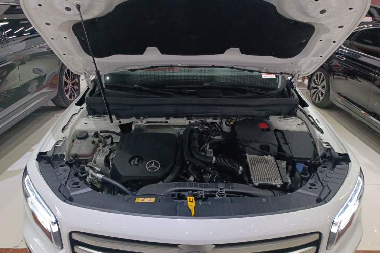 Used Mercedes-Benz GLB 2024 GLB 200 Dynamic Edition Engine Bay