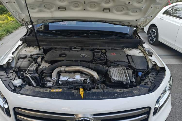 Used Mercedes-Benz GLB 2024 Refresh GLB 220 Dynamic Edition Engine Bay
