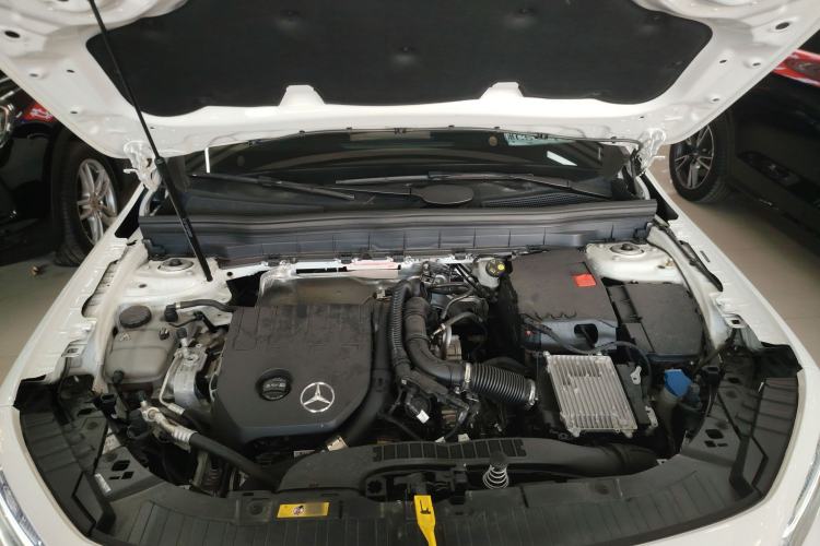 Used Mercedes-Benz GLB 2024-Year Restyled GLB 200 Dynamic Edition Engine Bay