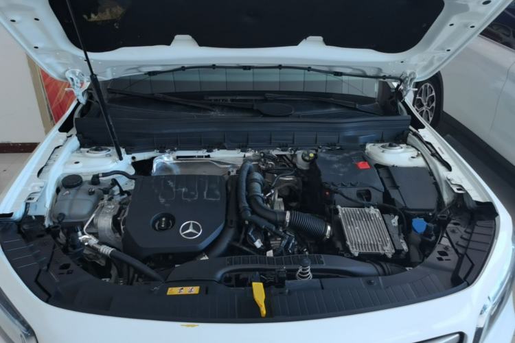 Used Mercedes-Benz GLB 2024 GLB 200 Dynamic Edition Engine Bay
