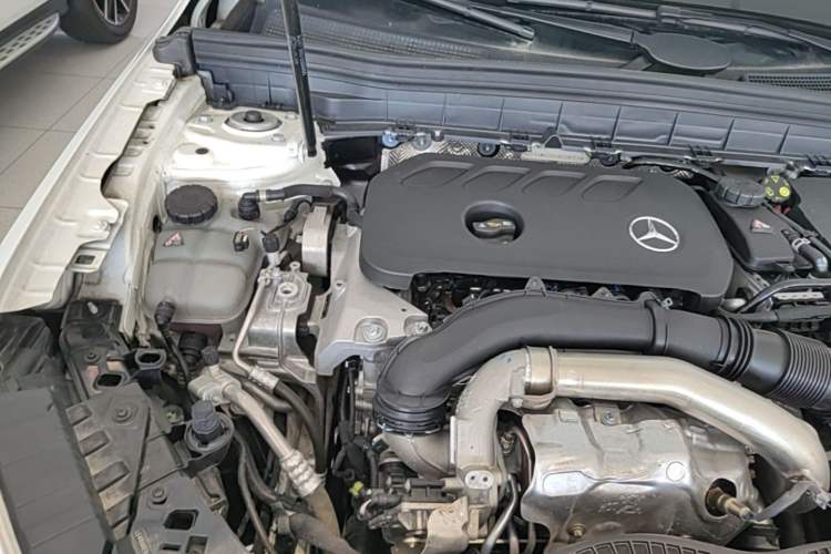 Used Mercedes-Benz GLB 2024 GLB 220 Fashion Model Engine Bay Right