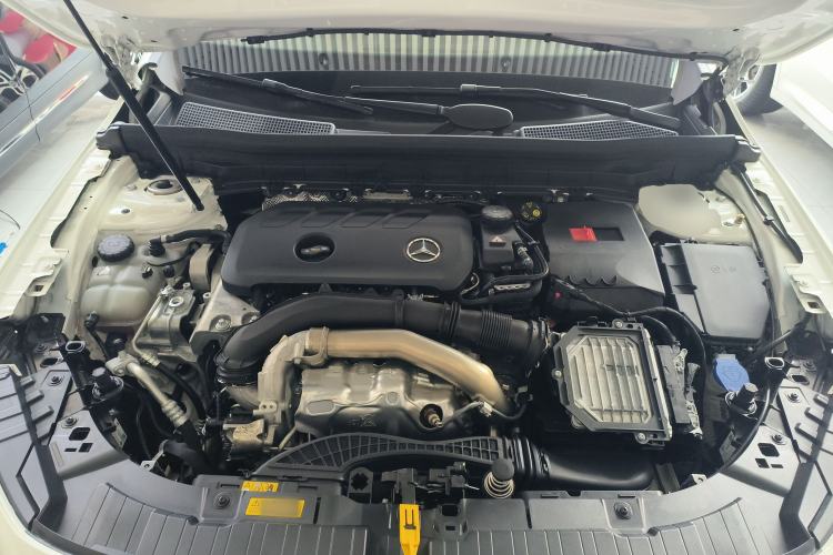 Used Mercedes-Benz GLB 2024 Refresh GLB 220 Dynamic Edition Engine Bay