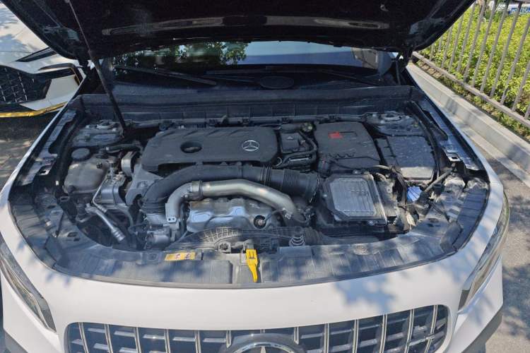 Used Mercedes-Benz GLB 2024 Refresh GLB 220 Dynamic Edition Engine Bay