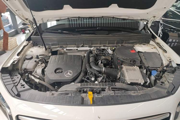 Used Mercedes-Benz GLB 2024 GLB 200 Dynamic Edition Engine Bay