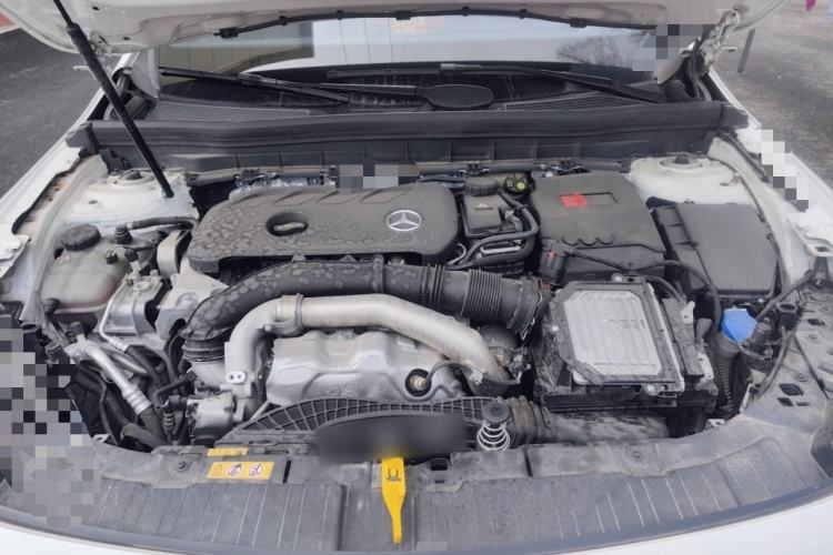 Used Mercedes-Benz GLB 2024 Refresh GLB 220 Dynamic Edition Engine Bay