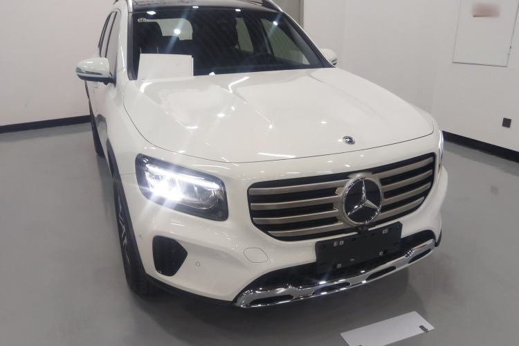 Used Mercedes-Benz GLB 2024 GLB 220 Dynamic Edition Exterior 1
