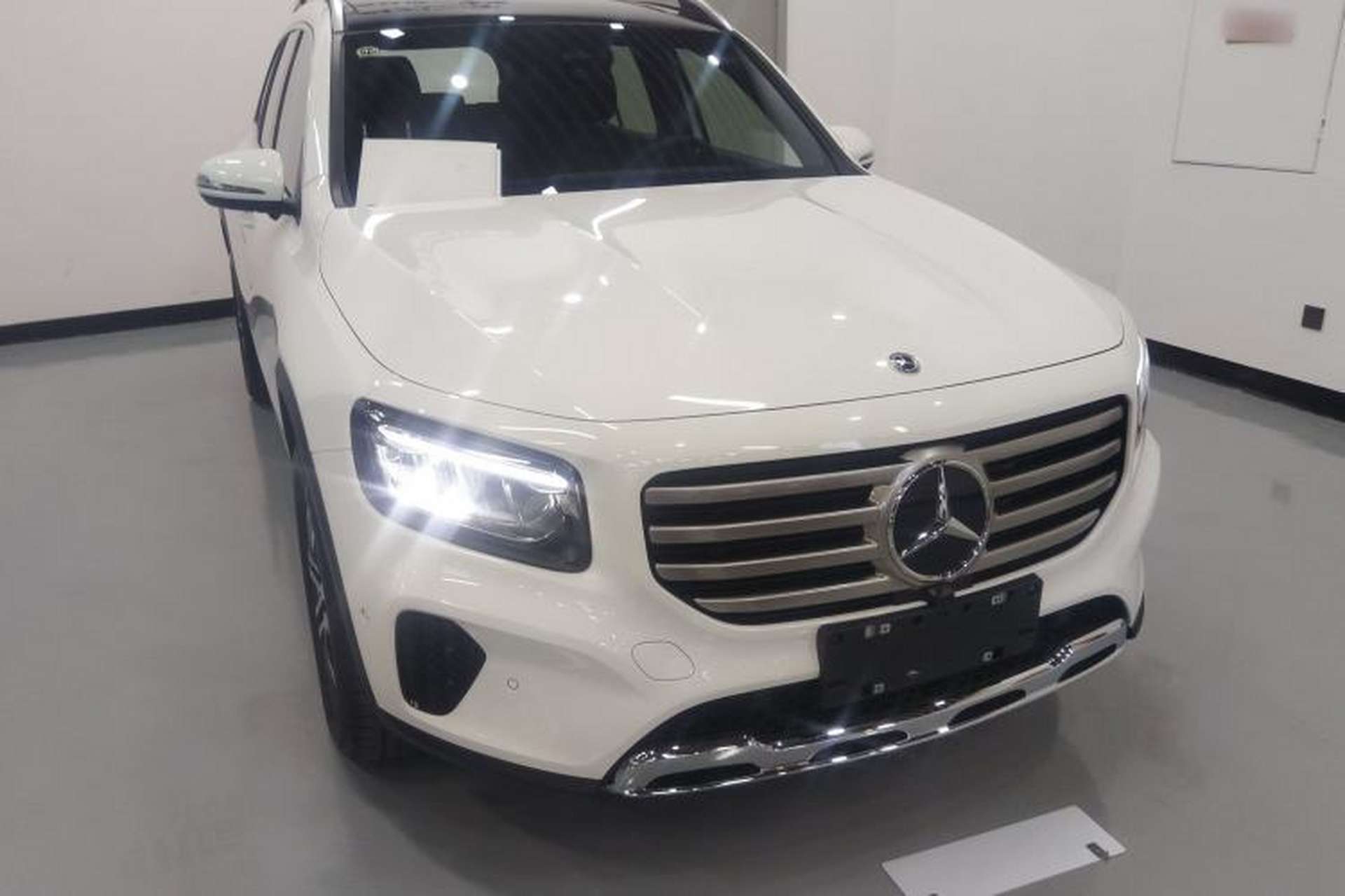 Used Mercedes-Benz GLB 2024 GLB 220 Dynamic Edition Exterior 1