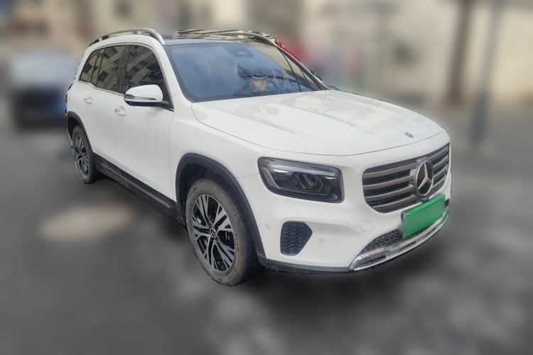 Used Mercedes-Benz GLB 2024 Refresh GLB 220 Dynamic Edition Exterior 2
