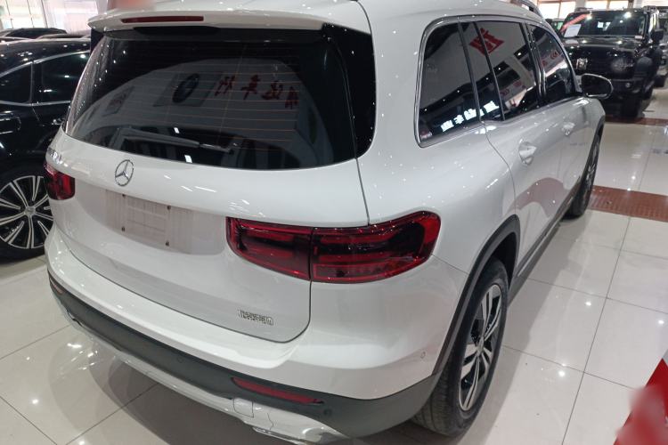 Used Mercedes-Benz GLB 2024 GLB 200 Dynamic Edition Exterior 5