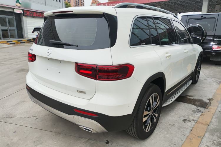 Used Mercedes-Benz GLB 2024-Year Restyled GLB 200 Dynamic Edition Exterior 5