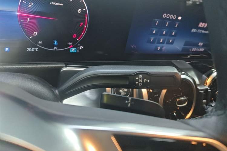 Used Mercedes-Benz GLB 2024 GLB 200 Dynamic Edition Gear Lever