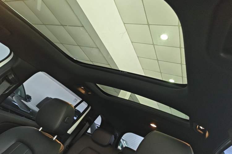 Used Mercedes-Benz GLB 2024 Refresh GLB 220 Fashion Edition Headliner