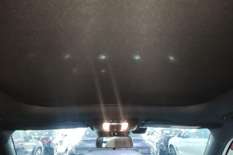 Used Mercedes-Benz GLB 2024 Refresh GLB 220 Fashion Edition Headliner