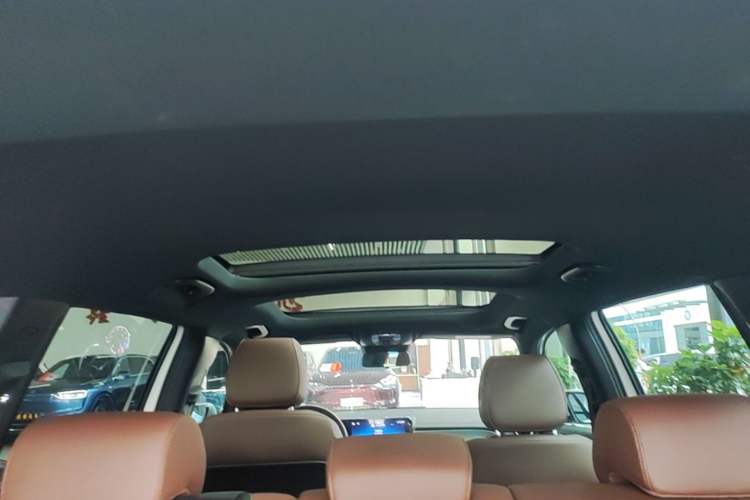 Used Mercedes-Benz GLB 2024 GLB 200 Dynamic Edition Headliner