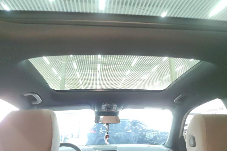Used Mercedes-Benz GLB 2024 GLB 220 Dynamic Edition Headliner