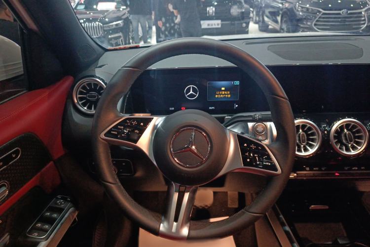 Used Mercedes-Benz GLB 2024 GLB 200 Dynamic Edition Instrument Cluster