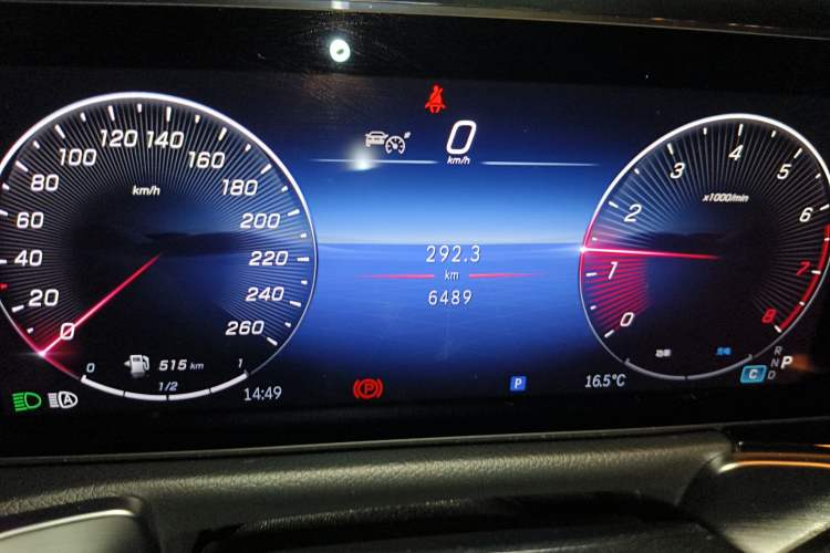Used Mercedes-Benz GLB 2024 Refresh GLB 220 Dynamic Edition Instrument Cluster