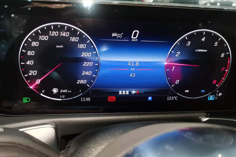 Used Mercedes-Benz GLB 2024 Refresh GLB 220 Dynamic Edition Instrument Cluster