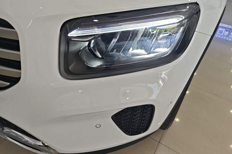 Used Mercedes-Benz GLB 2024 Refresh GLB 220 Fashion Edition Left Front Headlight