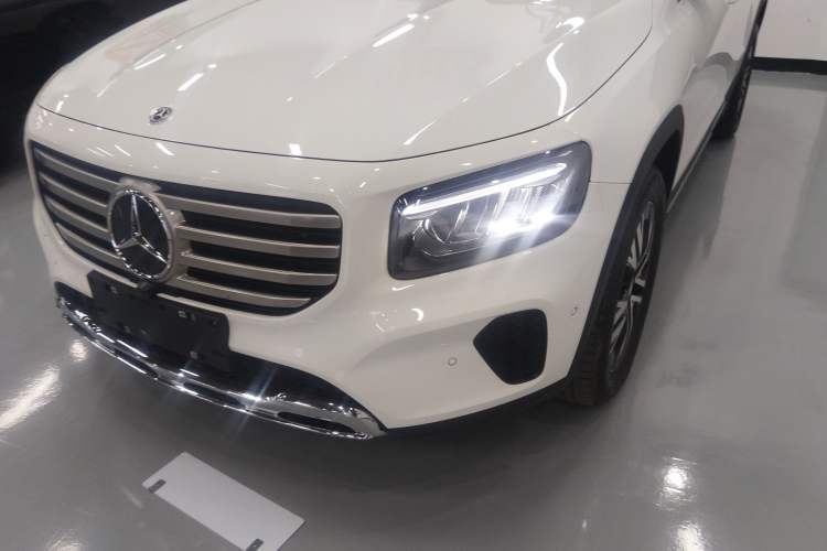 Used Mercedes-Benz GLB 2024 GLB 220 Dynamic Edition Left Front Headlight
