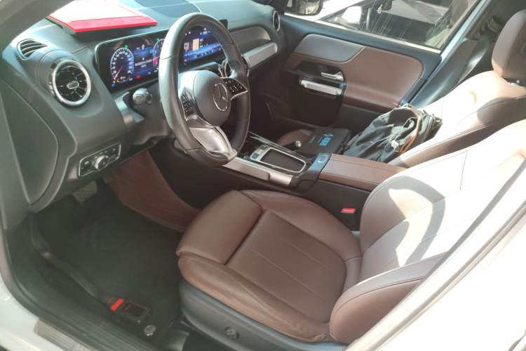 Used Mercedes-Benz GLB 2024 GLB 200 Dynamic Edition Left Front Seat