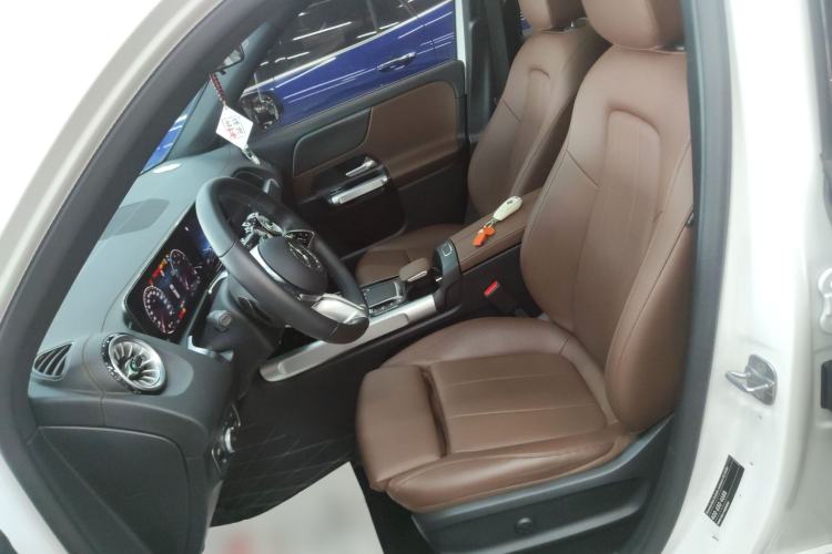 Used Mercedes-Benz GLB 2024 GLB 220 Dynamic Edition Left Front Seat