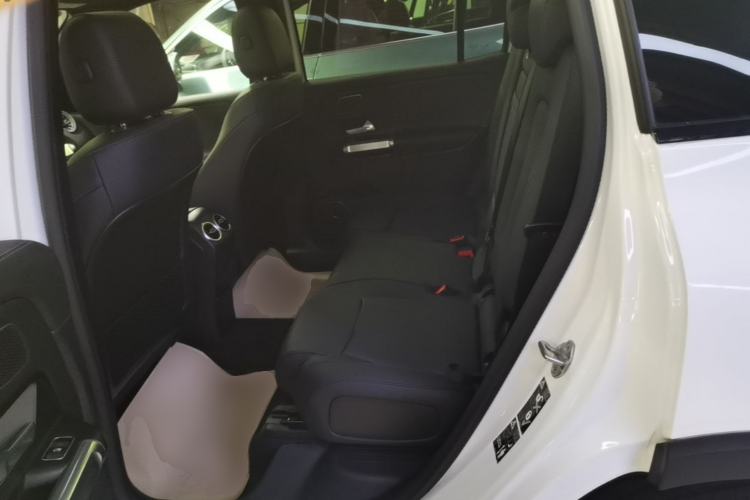 Used Mercedes-Benz GLB 2024 GLB 220 4MATIC Left Rear Seat