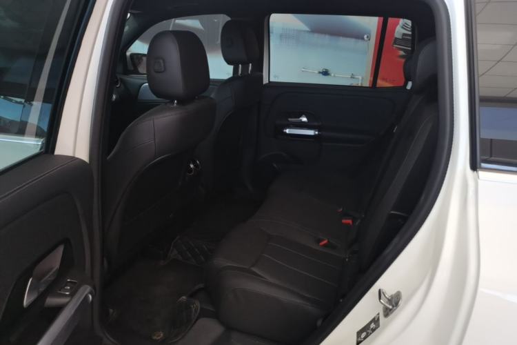 Used Mercedes-Benz GLB 2024 GLB 200 Dynamic Edition Left Rear Seat