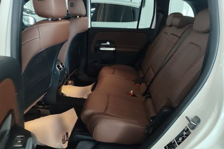 Used Mercedes-Benz GLB 2024 Refresh GLB 220 Fashion Edition Left Rear Seat