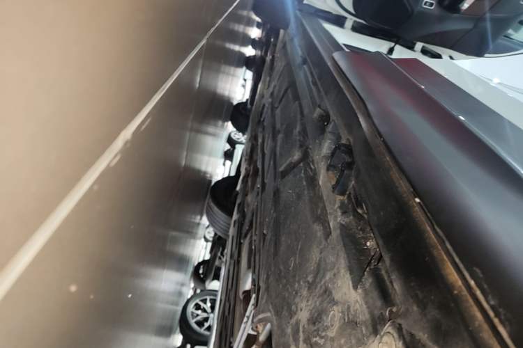 Used Mercedes-Benz GLB 2024 Refresh GLB 220 Fashion Edition Left Side Sill