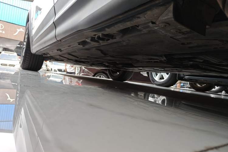 Used Mercedes-Benz GLB 2024 GLB 200 Dynamic Edition Left Side Sill