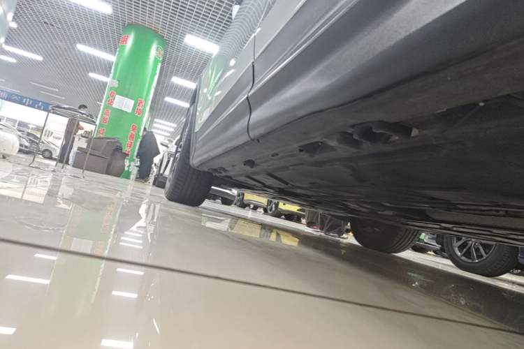 Used Mercedes-Benz GLB 2024 GLB 200 Dynamic Edition Left Side Sill