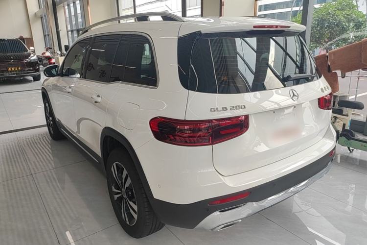 Used Mercedes-Benz GLB 2024 GLB 200 Dynamic Edition Rear Left 45 Deg
