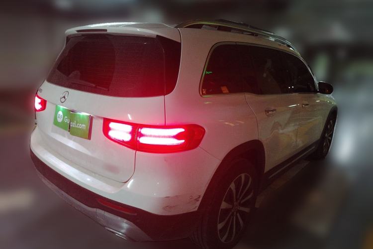 Used Mercedes-Benz GLB 2024 GLB 220 Fashion Model Rear Right 45 Deg