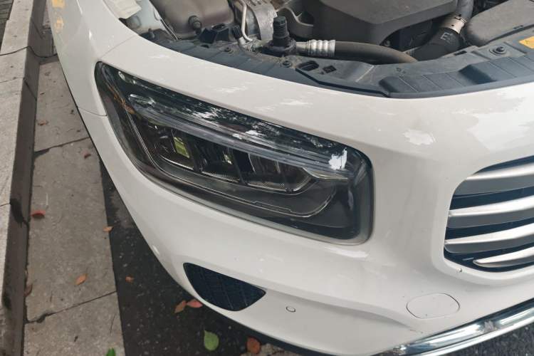 Used Mercedes-Benz GLB 2024-Year Restyled GLB 200 Dynamic Edition Right Front Headlight