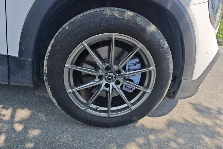 Used Mercedes-Benz GLB 2024 Refresh GLB 220 Dynamic Edition Right Front Wheel Hub